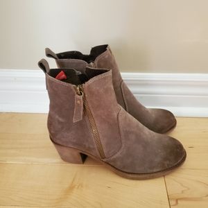 Women's booties